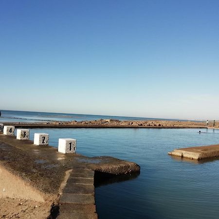 Entre Mer Et Montagne Granville Exteriér fotografie